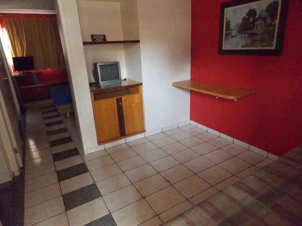 Di Roma Resorts - Reis Imoveis Caldas Novas Exteriér fotografie