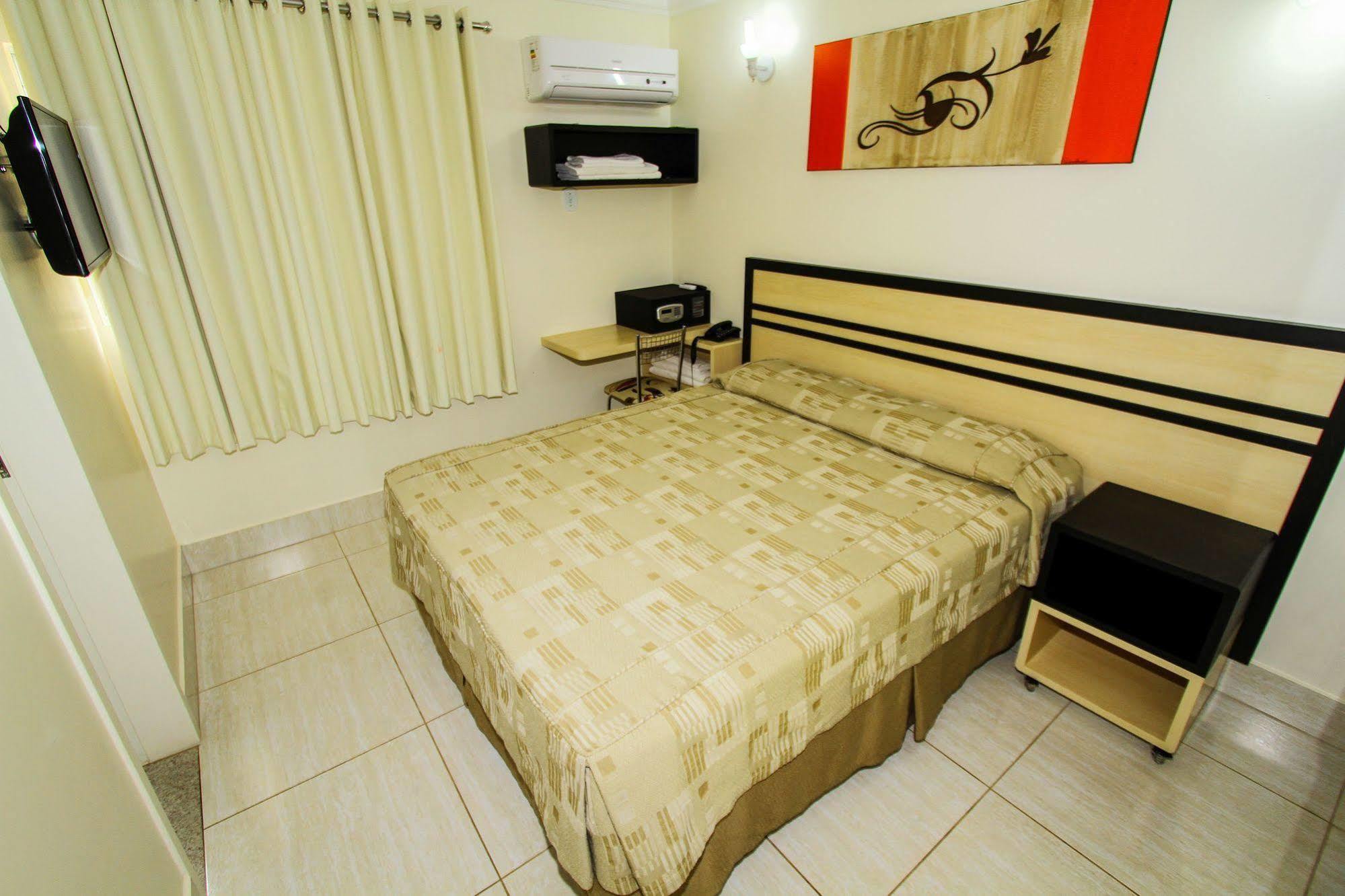 Di Roma Resorts - Reis Imoveis Caldas Novas Exteriér fotografie