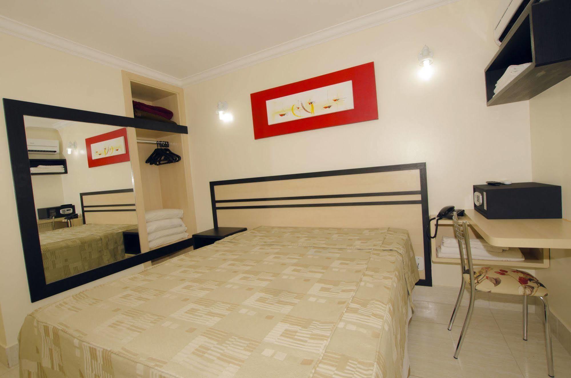 Di Roma Resorts - Reis Imoveis Caldas Novas Exteriér fotografie